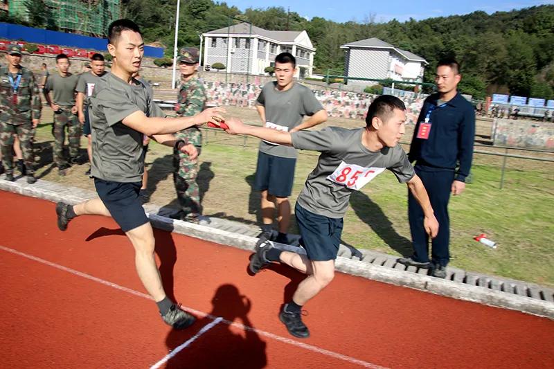 燃爆全场这场军体运动会血性十足,满屏热血军体运动会燃爆金秋