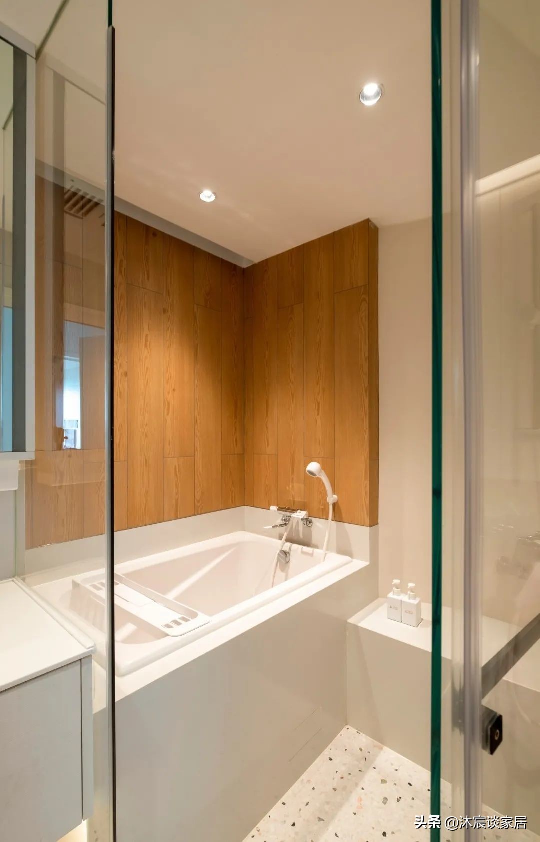 悬浮吊顶拉平好看吗,拉平吊顶啥意思