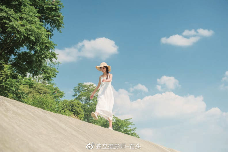 甜美风服装拍照技巧教程,时尚女装怎么拍照拍出来好看