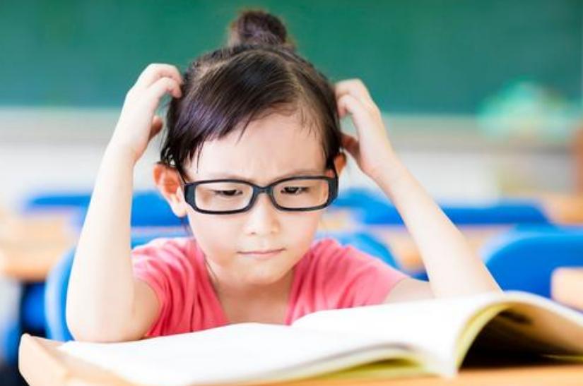 孩子不爱举手发言家长怎么引导,孩子上课不爱发言怎么改善