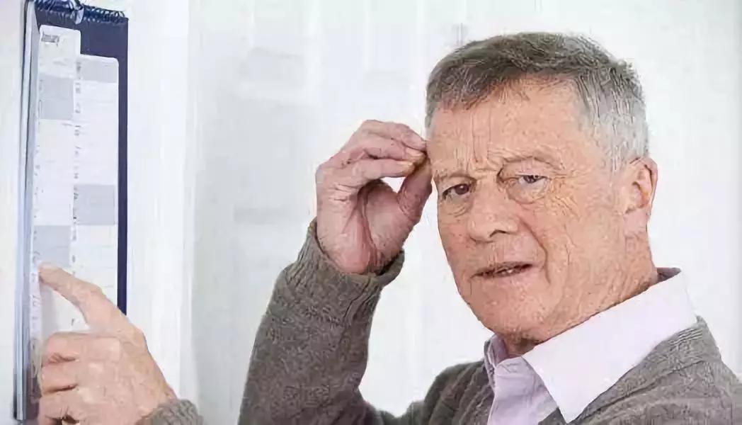 正常颅压性脑积水可以自愈么,老年人正常颅压脑积水怎么治疗