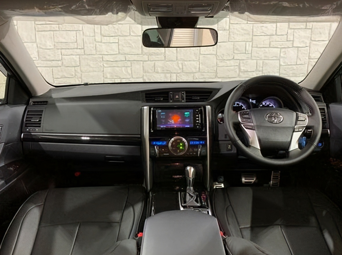 2024款全新丰田锐志旗舰版介绍,外观动感内饰豪华图