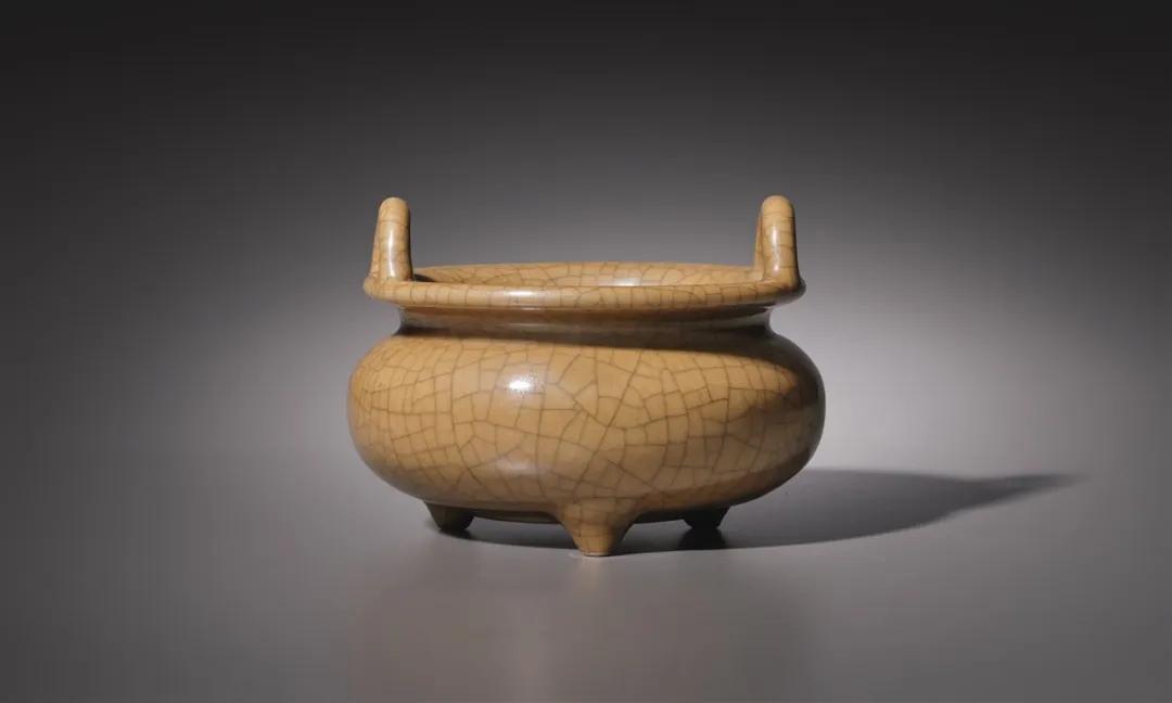 2024春拍晚清瓷器成交记录,2021中国艺术品明清瓷器成交前十