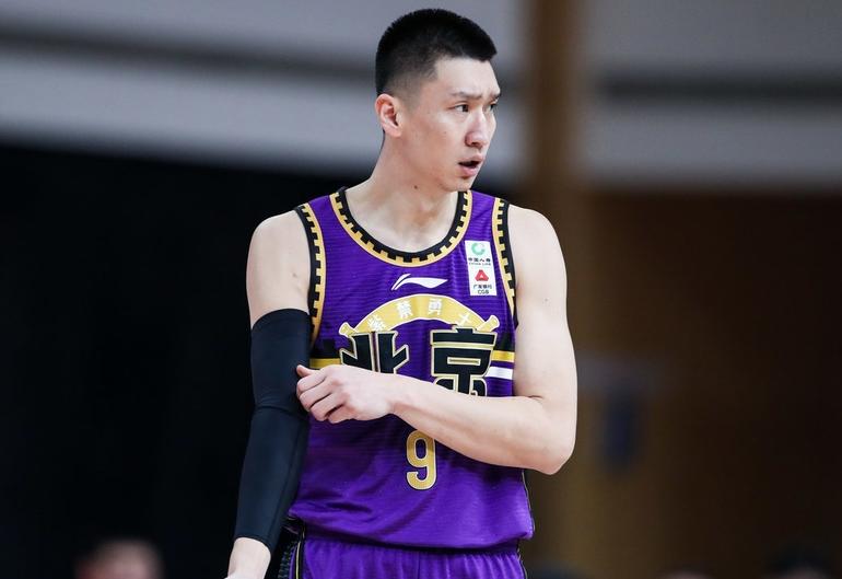 末节大崩盘惨败32分,加时赛11-0北控男篮力克新疆