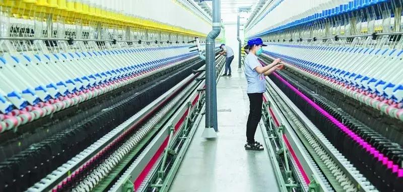 今年一百岁的她，织出全世界最细的纱