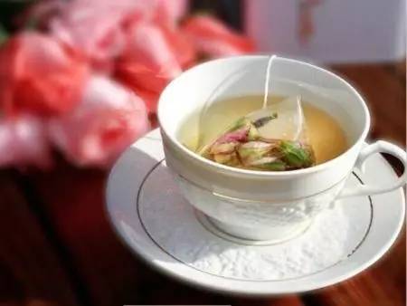 夏天喝什么养心茶,七款养心茶能让你清爽一夏