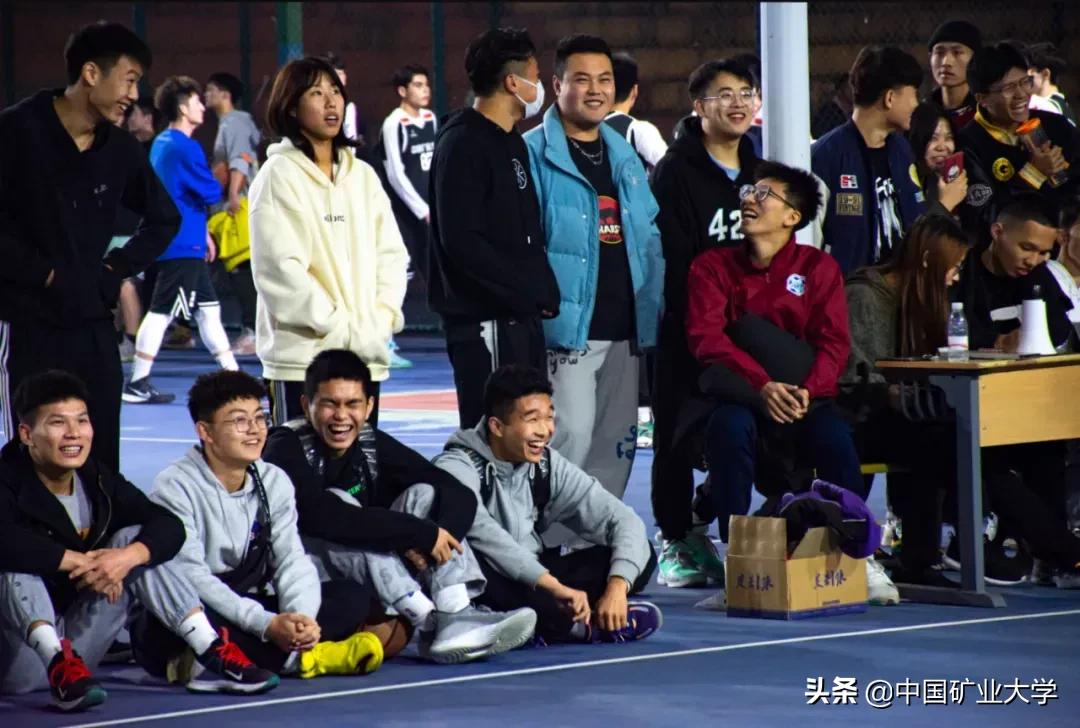 鍥戒箳姣旇禌瓒呯噧鐬棿,姣旇禌瓒呯噧鏃跺埢