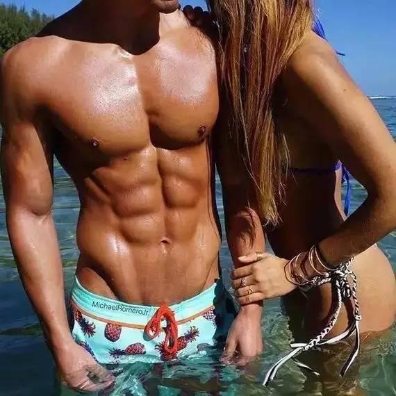 练腹肌练到腹肌抽筋,长时间不练腹肌腹肌抽筋