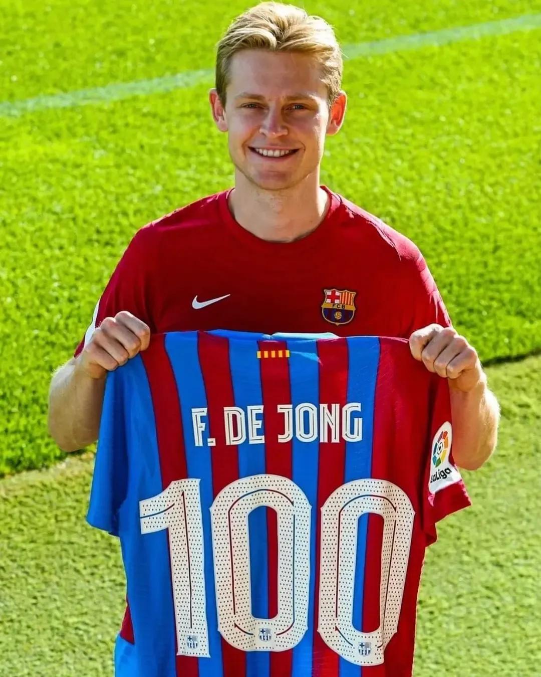 足球大盘点巴萨最强阵容,足坛历史上最贵的十位球员