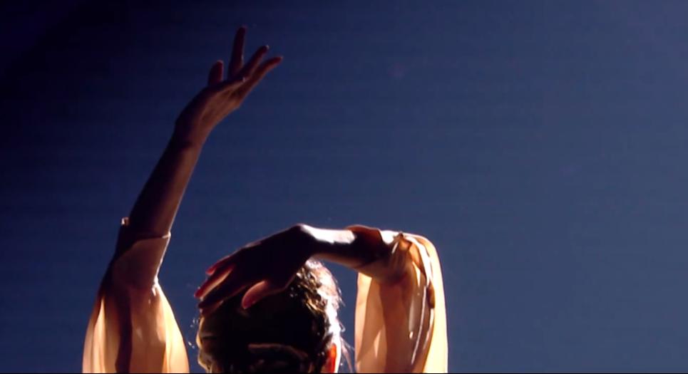 宁静乘风破浪的姐姐万茜出场,乘风破浪宁静黄龄万茜唱歌