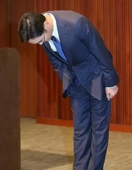 三星“太子妃”韩国顶级名媛，是怎么踹韩版王思聪的？婚离得值