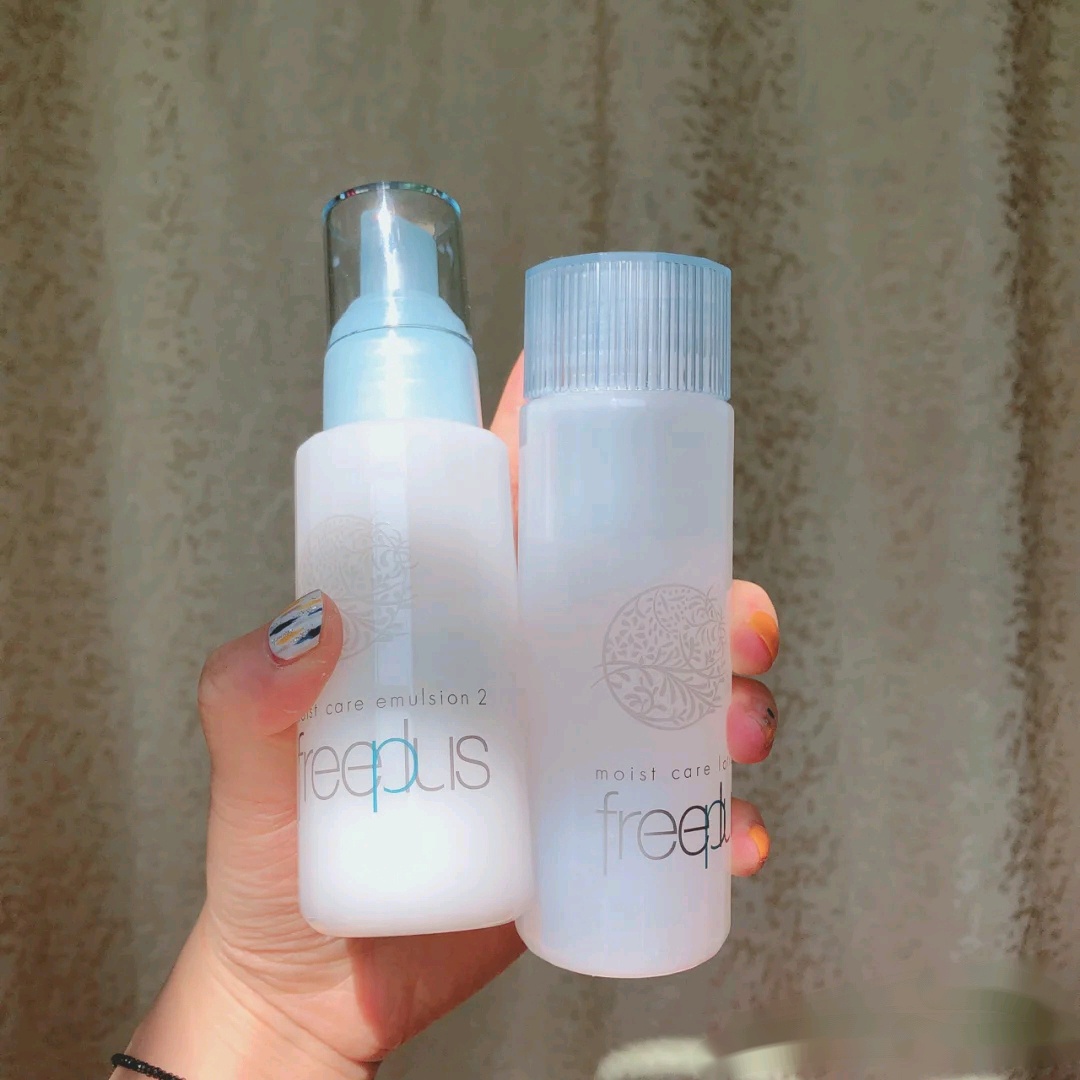 适合油皮的水乳溪木源山茶花系列,适合油皮的水乳溪木源