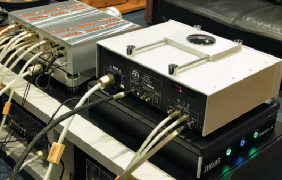 「细致动人」正宗德国品味:AccusticArtsPLAYERIICD*放播**器