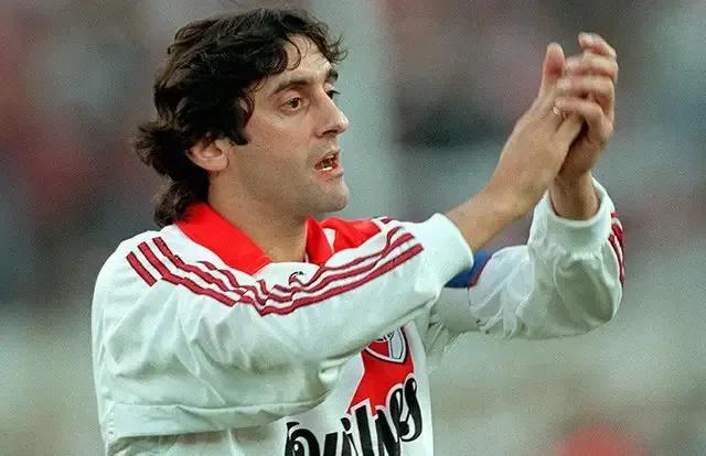 梦三巴萨三冠王有几次,梦三队美国男篮