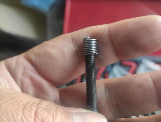 ea888进气歧管螺丝滑丝了问题大吗,ea888进气歧管螺丝滑丝