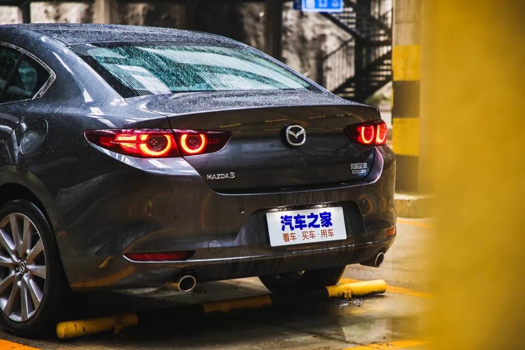 11.59万思域,思域的cvt和昂克赛拉的6at哪个好