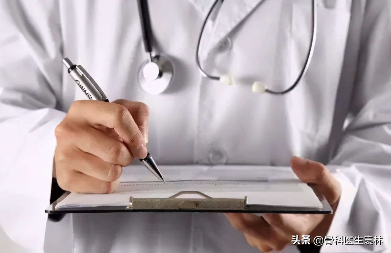 膝关节不受控制的抖动什么原因,膝盖一扭动就疼是什么原因