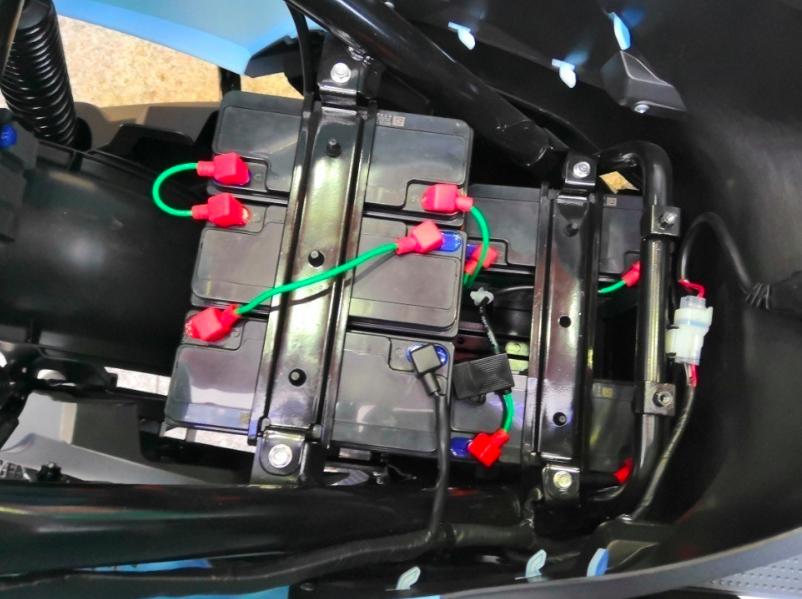 售8580元，零百加速11秒，续航70公里的A1电摩值得买吗？