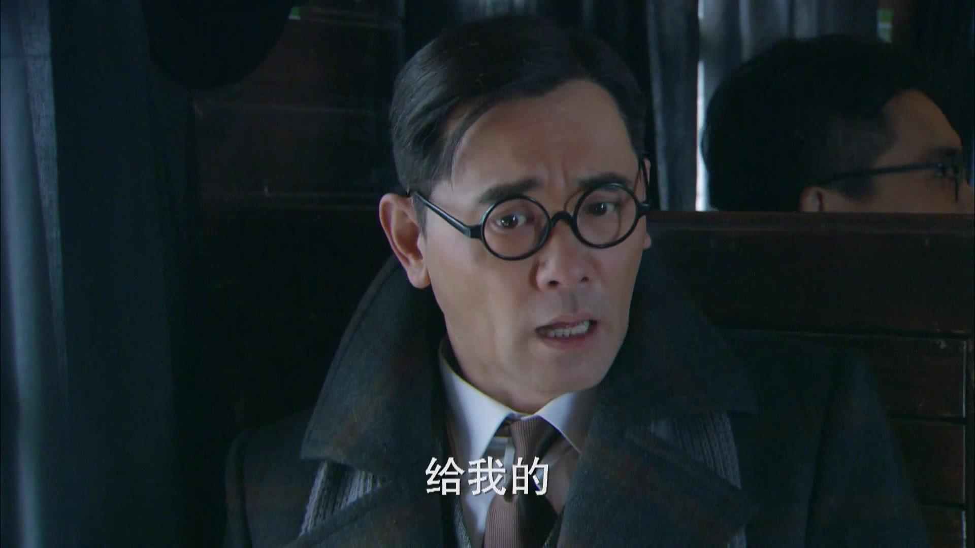 溥仪为什么不戴眼镜会失明,末代皇帝溥仪为什么近视