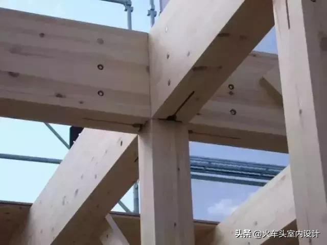 日本地震很多都是木质结构房屋吗,日本房屋为什么这么能抗住地震