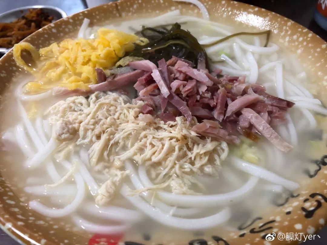 鑸屽皷涓婄殑涓浗鍥涘窛鏃╅,棣嬮鏃╅