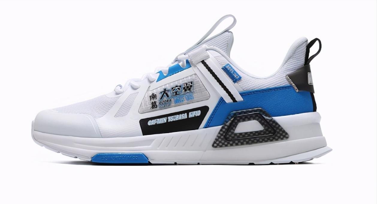 国货鞋对比耐克阿迪,推荐性价比高的nike运动鞋