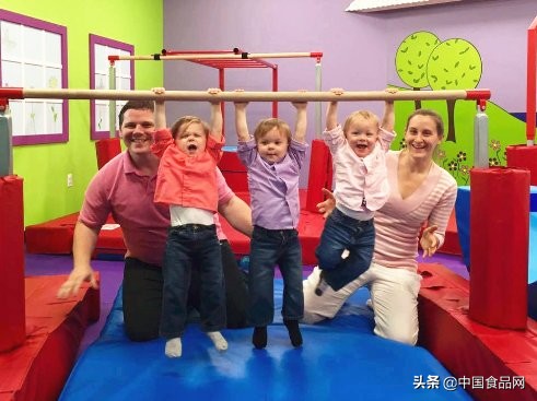 Hulafrogs金奖出炉!悦宝园为何被选为美国父母喜爱早教品牌?