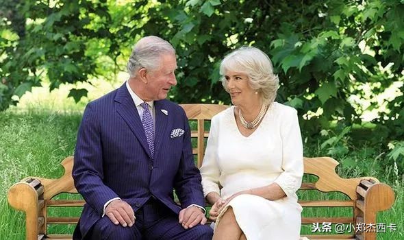 不好了,Zara都出口红了!钱包君已经准备好了~小郑周报