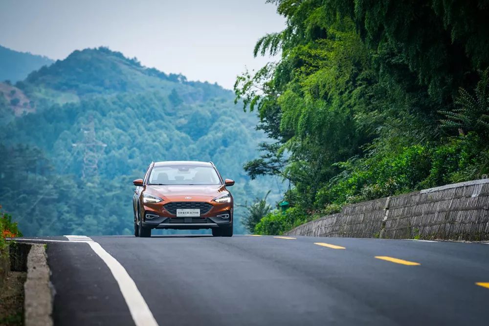 开福克斯跑山,开福克斯两厢乐趣