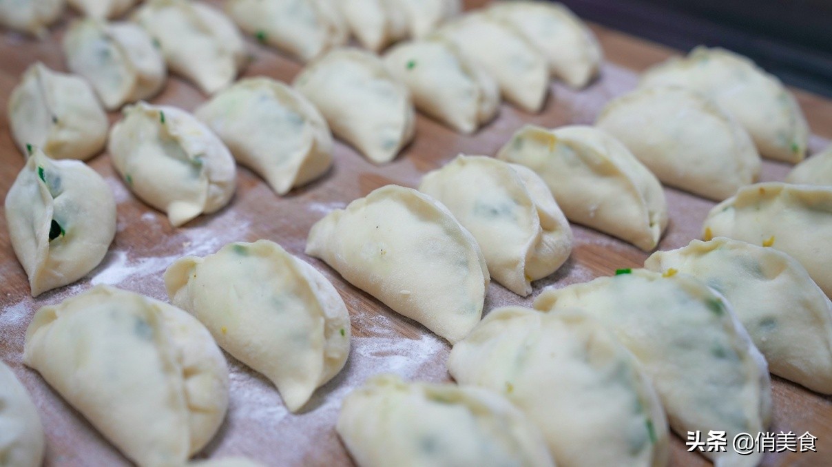 水煎包最漂亮的做法,水煎包的正确做法金黄香脆不粘锅