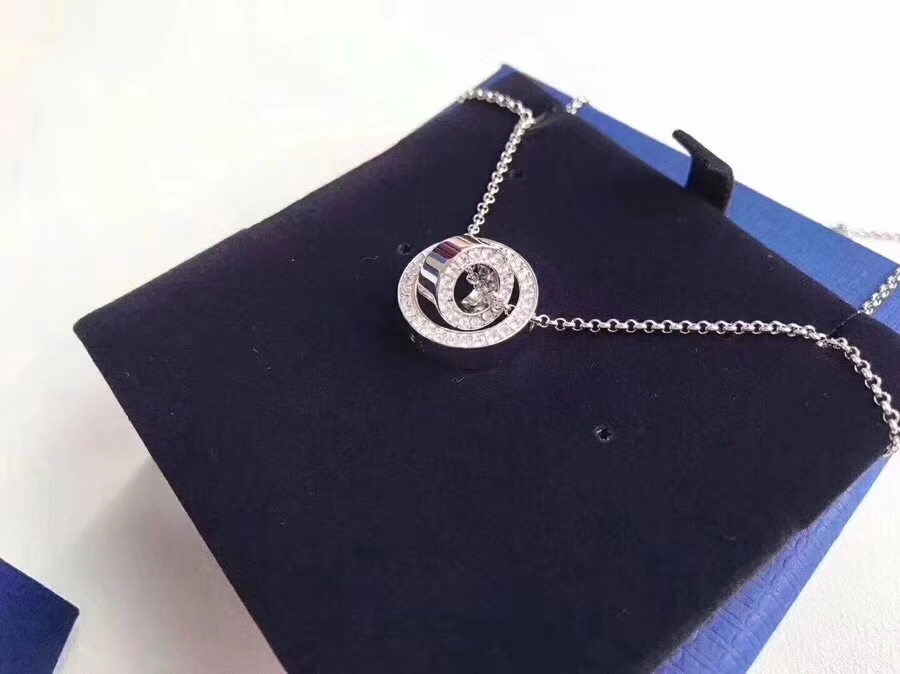 施华洛世奇一鹿有你项链价格,施华洛世奇项链天鹅的价格表