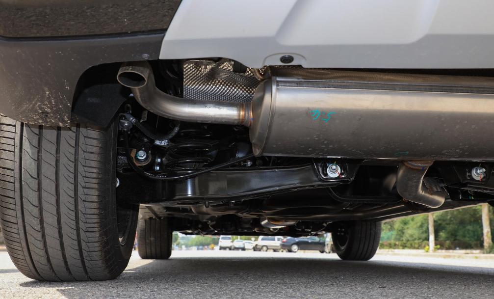 荣威rx5最新款这款车值得入手吗,新国潮智联网suv荣威rx5