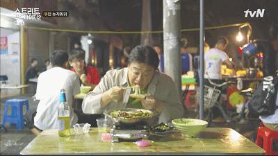 男生想要报警,这种男人暴力报警