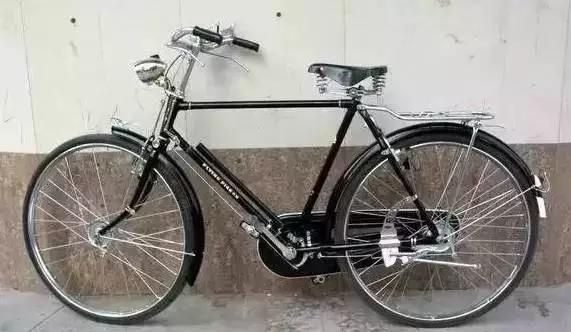 泪崩了歌曲原唱,泪崩了原唱完整版视频