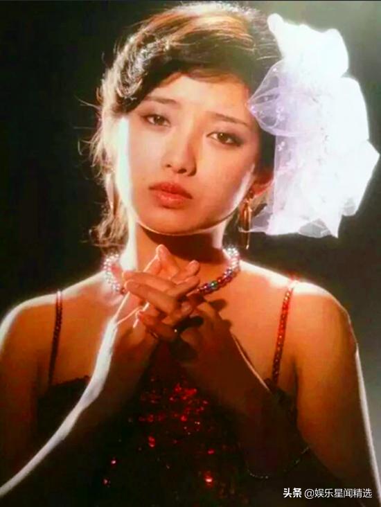 山口百惠结婚后的采访中日字幕,山口百惠说自己要当个合格的妻子