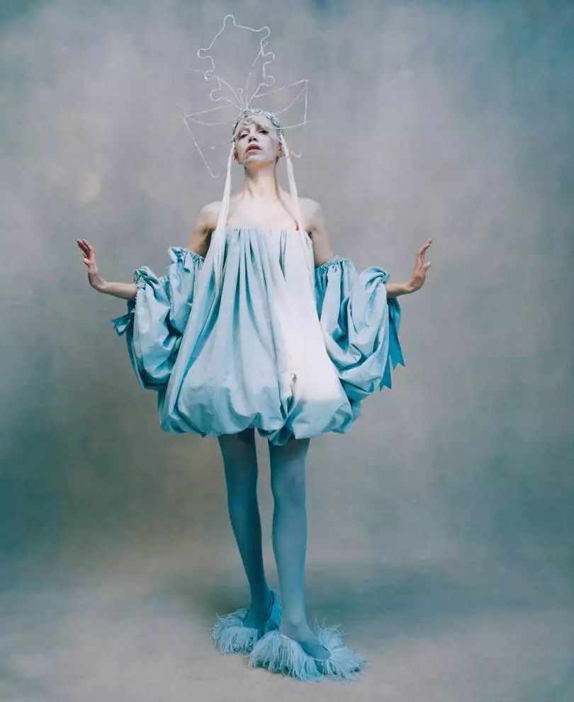 「布稀奇」和明星们的COS相比，你们万圣节的花手骷髅弱爆了