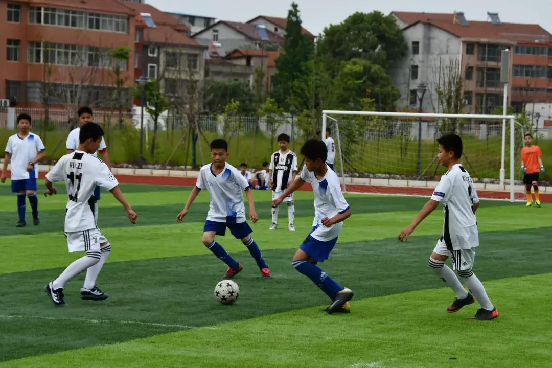 黄冈市第八届校园足球联赛决赛,黄州区思源足球比赛