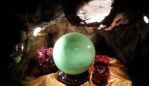 慈禧口中的夜明珠价值多少人民币,慈禧口中价值8亿夜明珠下落