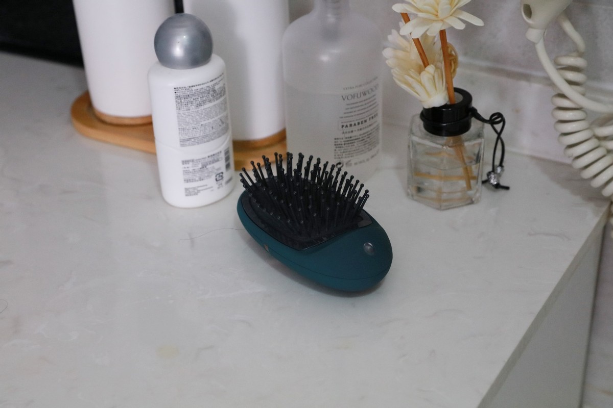 须眉负离子吹风机,须眉高浓度负离子护发电吹风