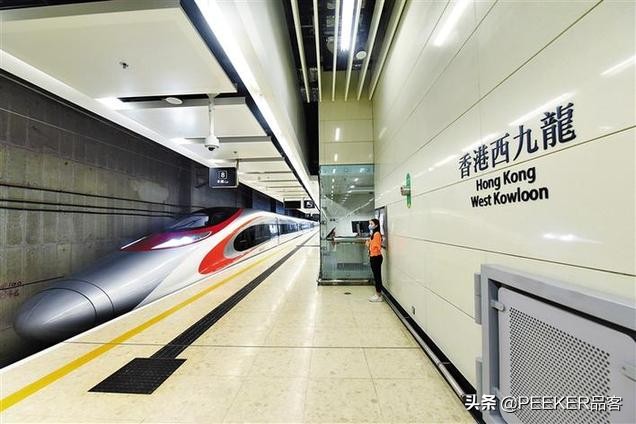 香港年轻人真实眼中的大陆人,香港人和深圳人是一样的吗