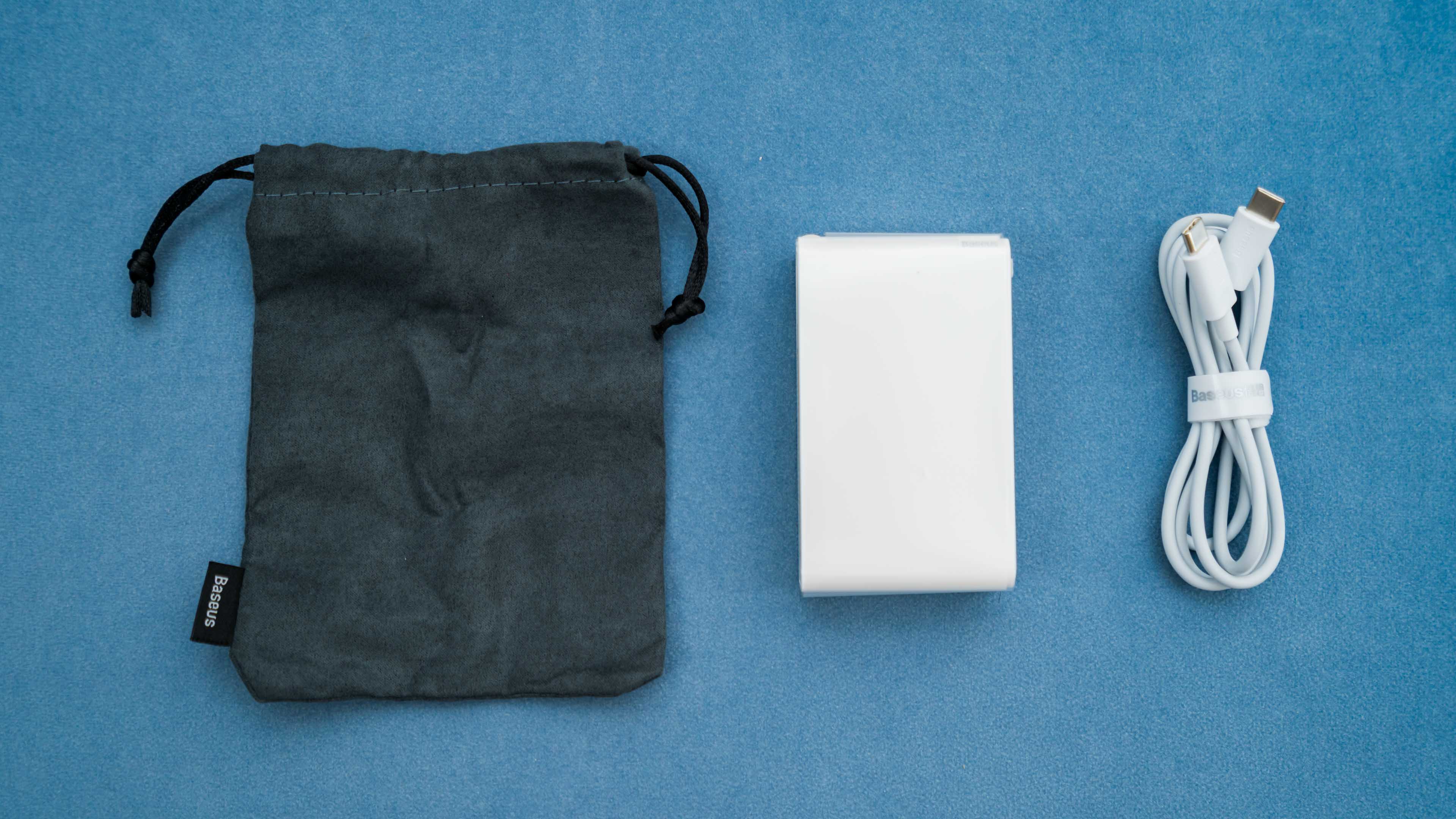 倍思65w氮化镓充macbookpro,倍思氮化镓100w充苹果电脑