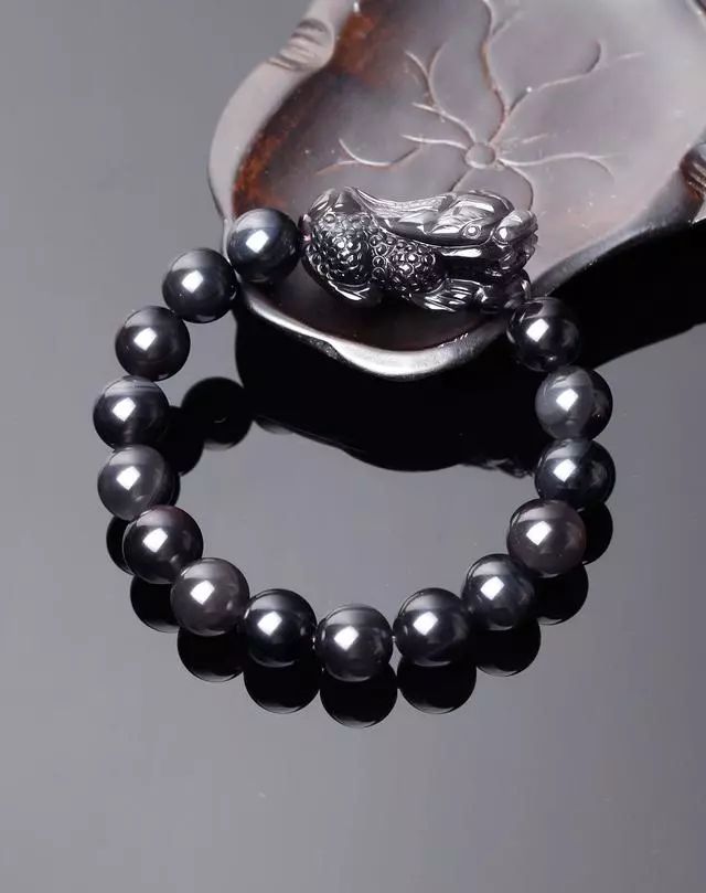 男人值得佩戴的文玩,文玩男士必备四大配饰