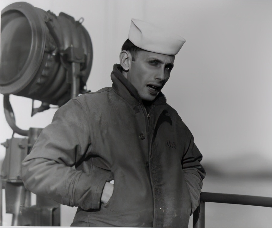 罗蒙复古机车皮衣,想玩机车入门款