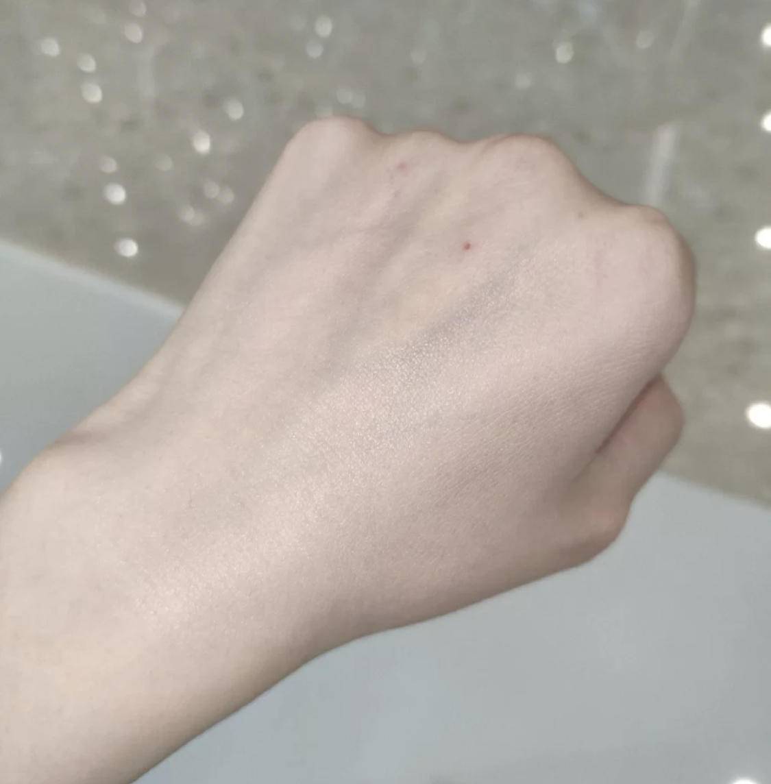 年会你会被同事夸的!打造水润服帖的天生好皮,它不能少