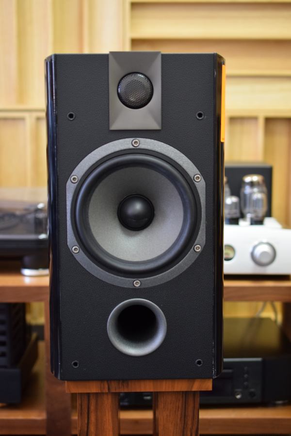 谁才是性价比之王？德法丹美五款入门HIFI书架箱对比横评