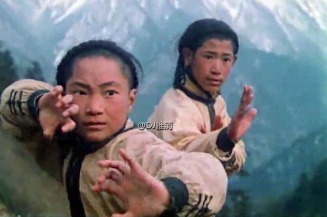 自古英雄出少年演员再聚首,自古英雄出少年老电影的演员们