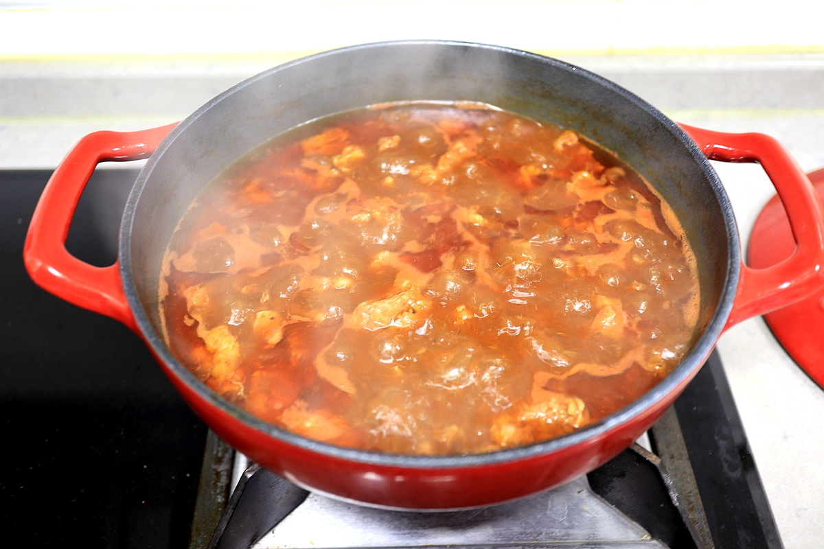番茄味火锅底料做牛肉,牛肉焖火锅底料