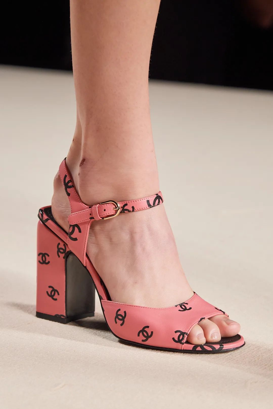 chanel大秀你看懂了吗,chanel大秀完整