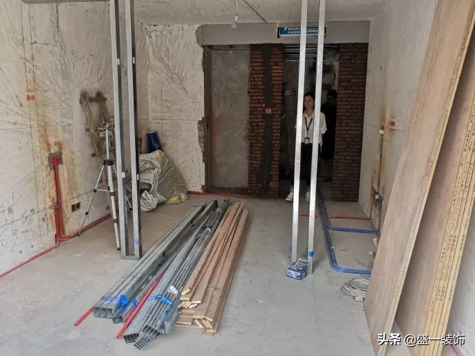 学知识学文化学技能,盛一装饰