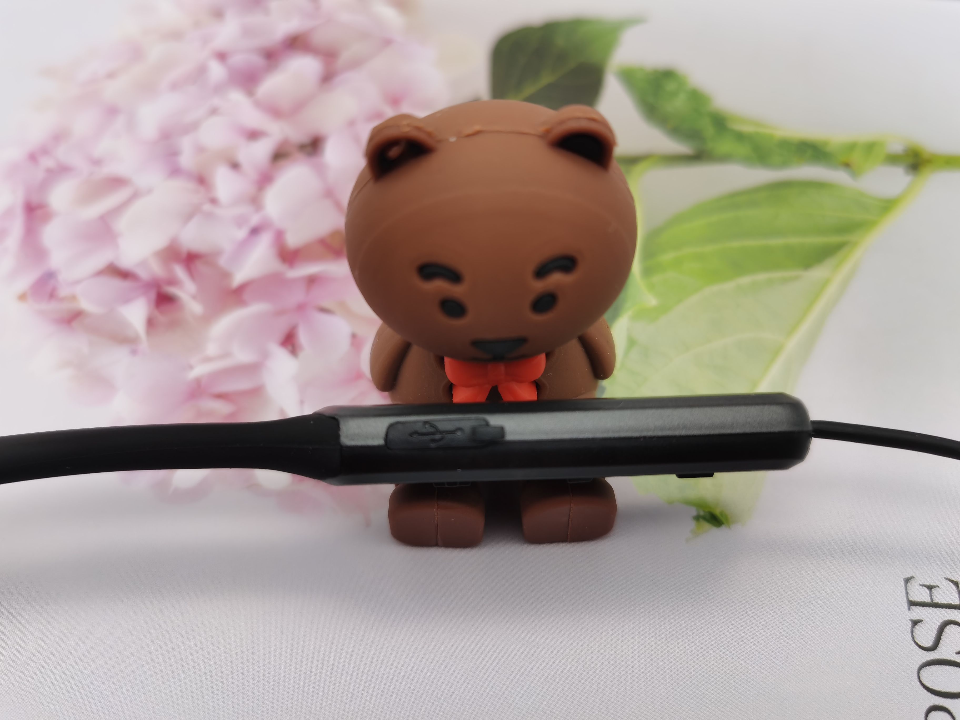 爱国者蓝牙耳机w08使用说明,爱国者运动蓝牙耳机w06评测